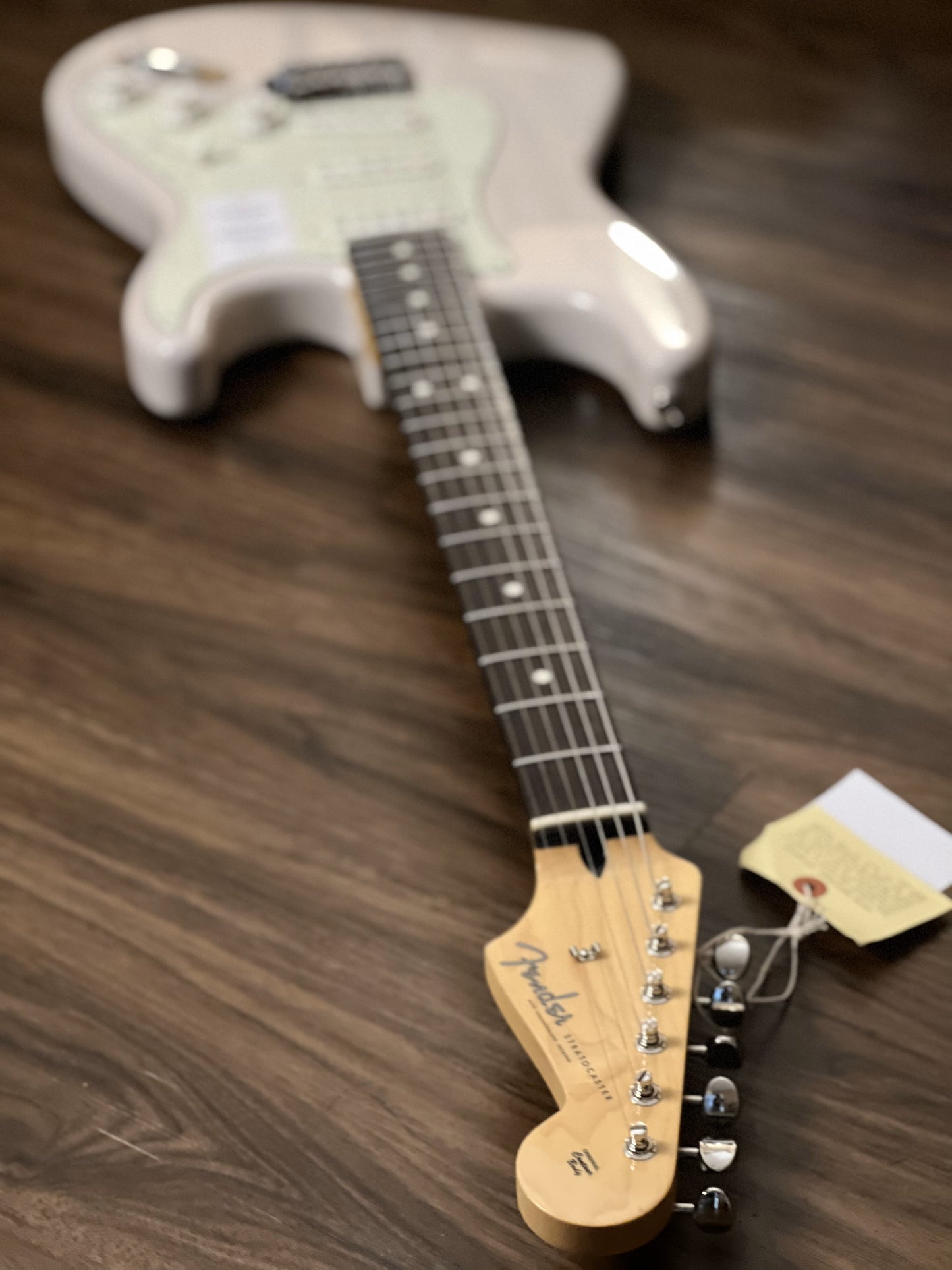 Fender Japan Hybrid II Stratocaster with RW FB in US Blonde