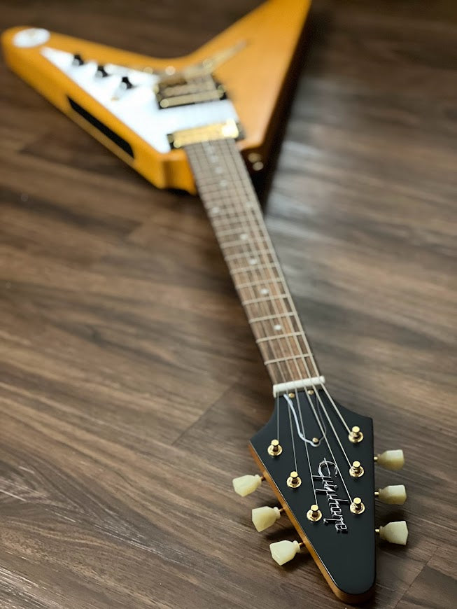 Epiphone 1958 Korina Flying V in Aged Natural (Incl. Hard Case)