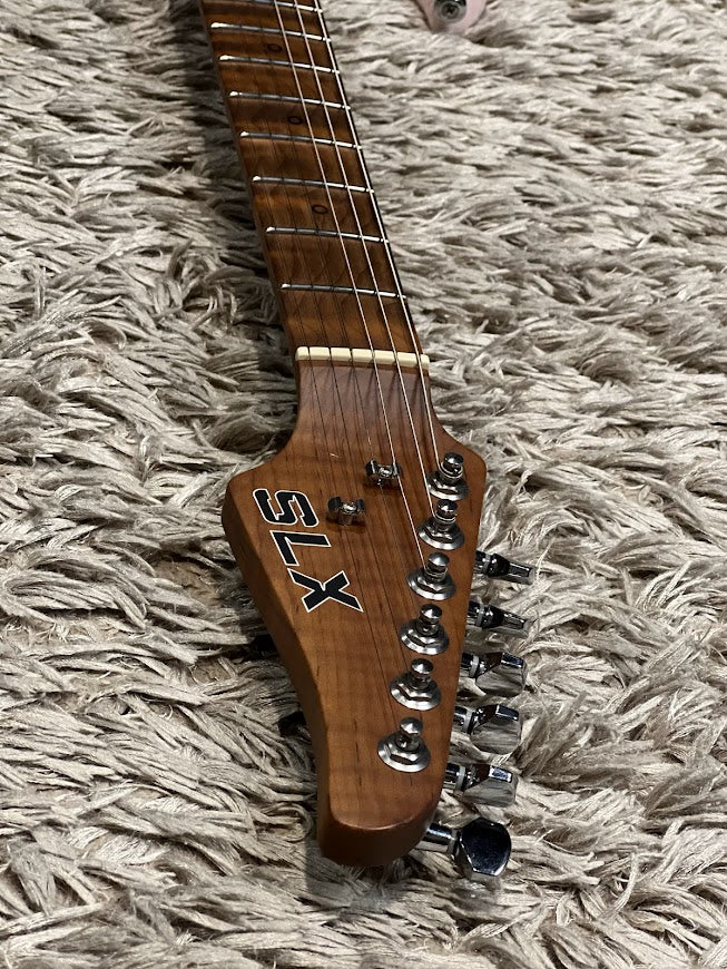 SLX Hawk Modern Pro 22 HSS in Shell Pink with Roasted Maple FB