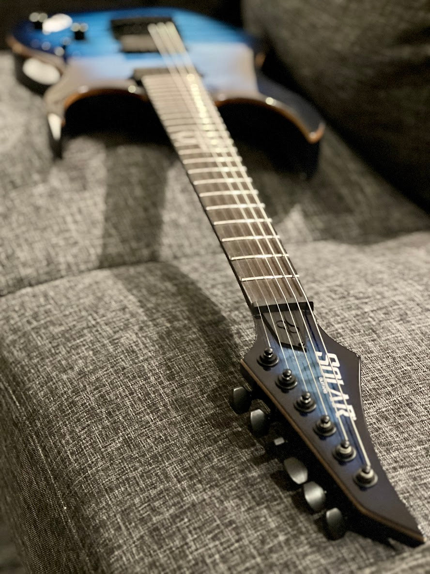 Solar S1.6AQOB in Quilted Ocean Blue Burst