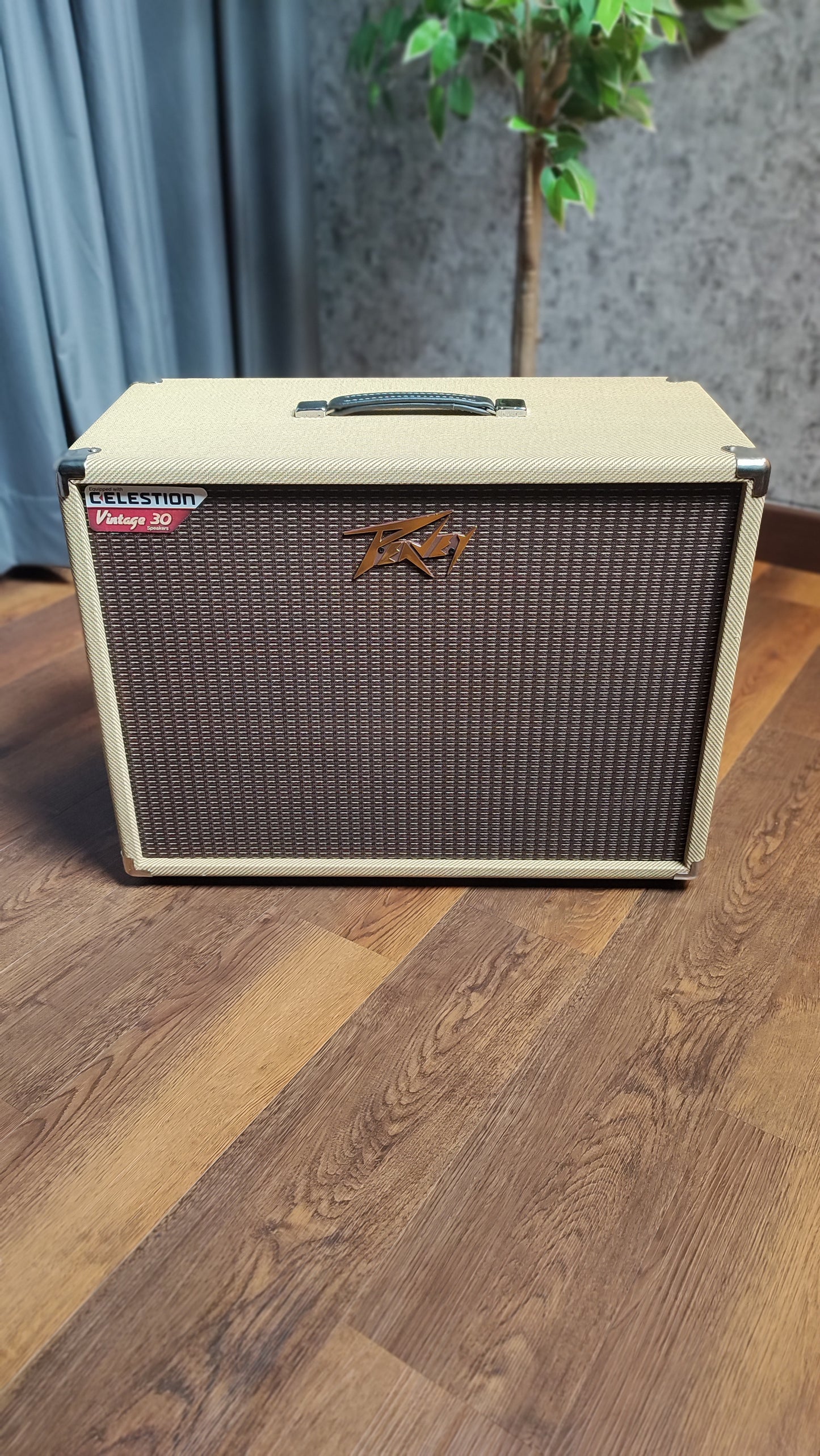 Peavey 112-C Guitar Enclosure Cabinet 12 Inch 60 Watt