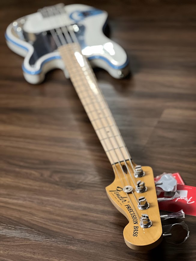 Fender Steve Harris Signature Precision Bass Guitar with Maple FB in Olympic White w/Stripe