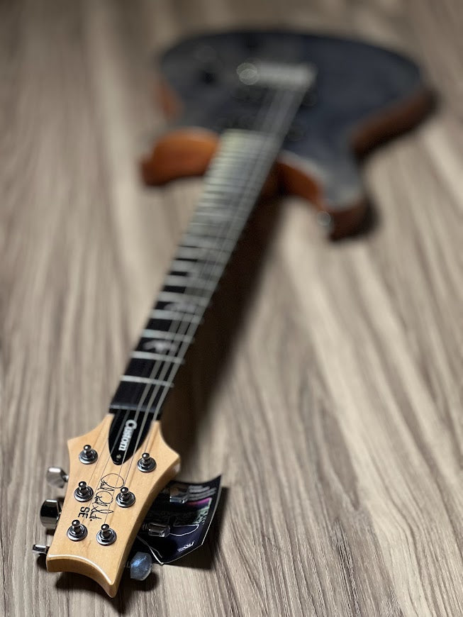 PRS SE Custom 24 in Charcoal