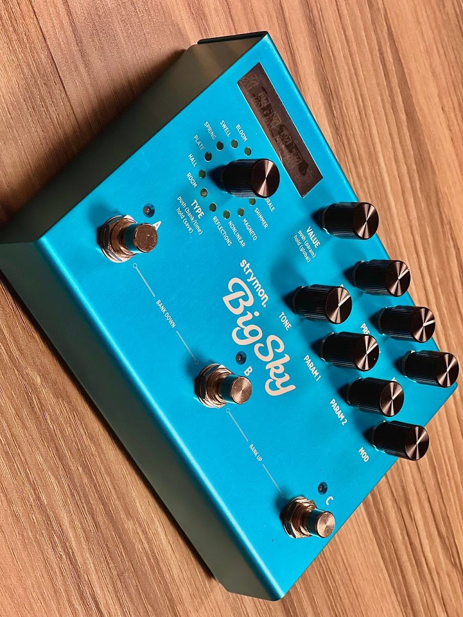 big sky reverb pedal Strymon BigSky Reverb Guitar Effects Pedal – nafiriguitar.com