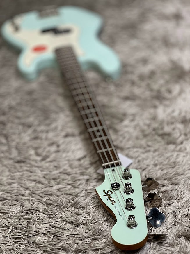 Squier FSR Classic Vibe 60s Precision Bass Guitar with Laurel FB in Sonic Blue