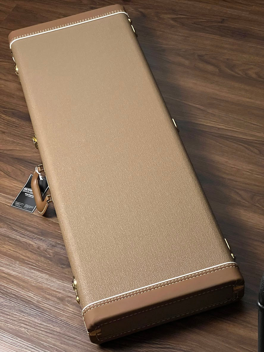 Fender Deluxe Strat/Tele Guitar Case Brown with Gold Plush Interior