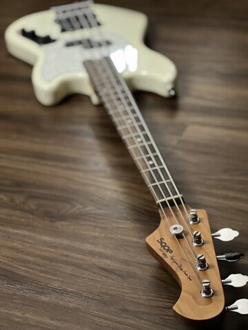 SQOE SPJ400 Short Scale Roasted Maple Series Bass in Olympic White
