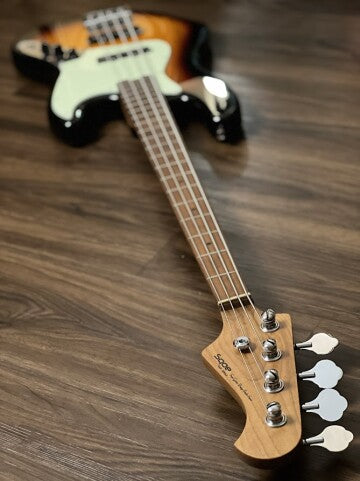 SQOE SJB600 ROASTED MAPLE SERIES Bass IN 3-Tone Sunburst