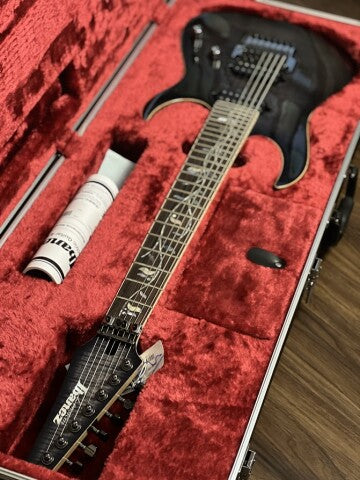 Ibanez J Custom RG8527 w/Case in Black Rutile