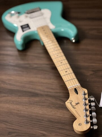 Fender Player Stratocaster HSS with Maple FB in Sea Foam Green