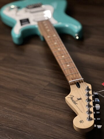 Fender Player Stratocaster HSH with Pau Ferro FB in Sea Foam Green
