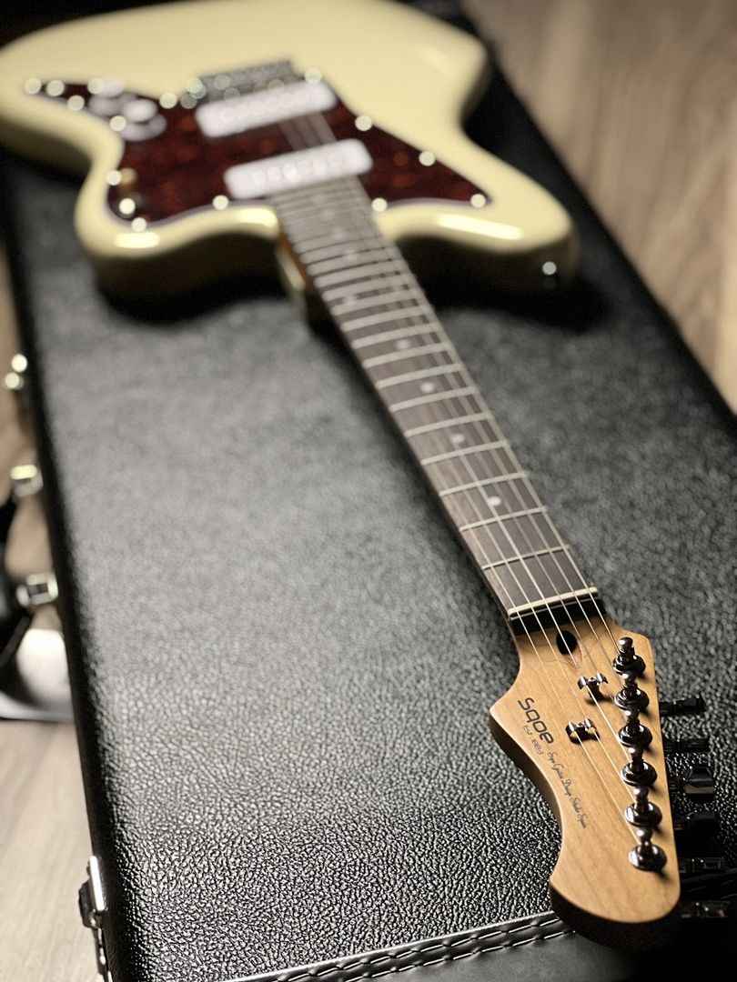 SQOE JM300 Roasted Maple Series in Vintage White