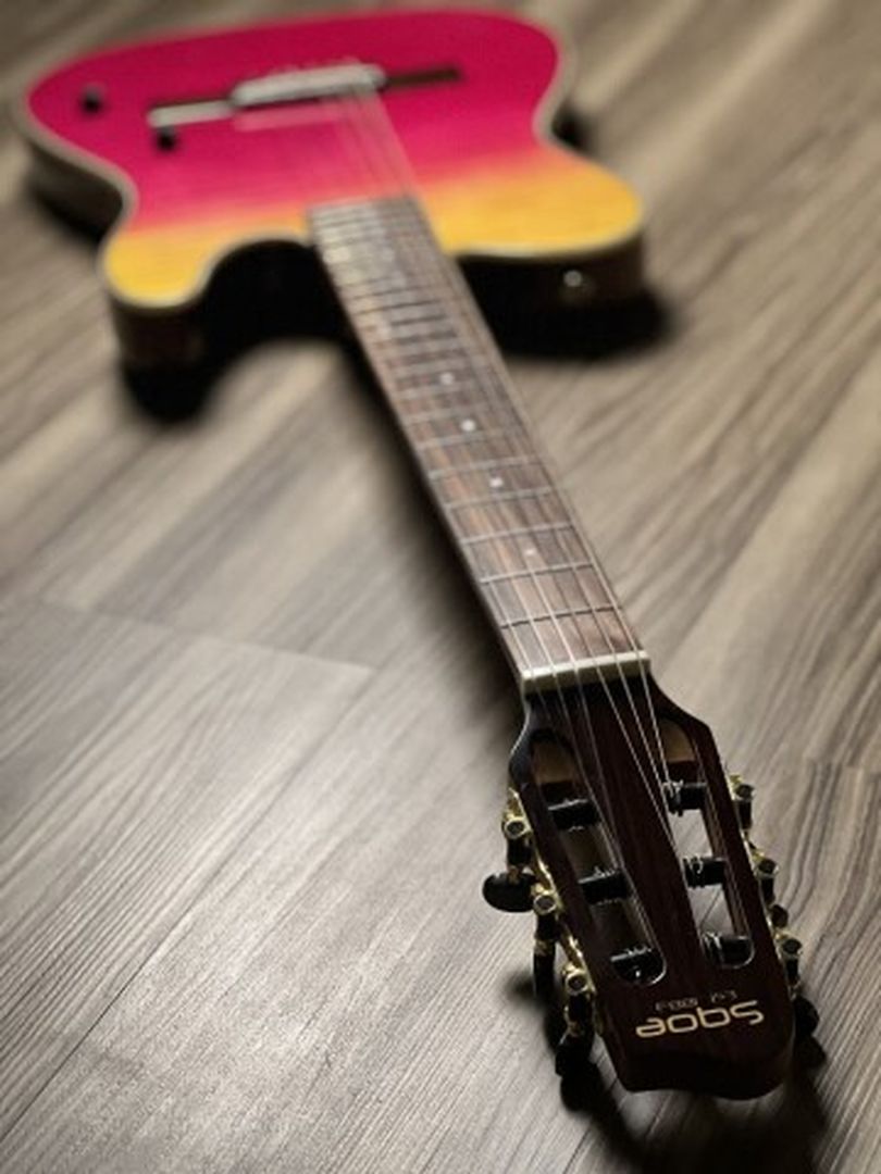 SQOE Spain SEGD900 Flamed Top Nylon with Piezo in TRS - Tequila Sunrise Surf