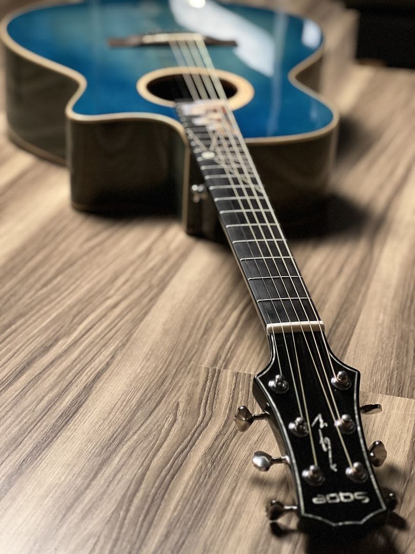 SQOE Spain SQ-PFZL-BL TransAcoustic พร้อมเอฟเฟกต์เป็น Blue Burst