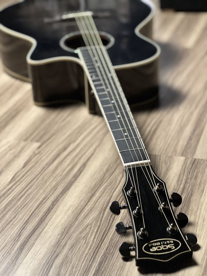 SQOE Spain S340FG BK TransAcoustic with Effects in Black Burst