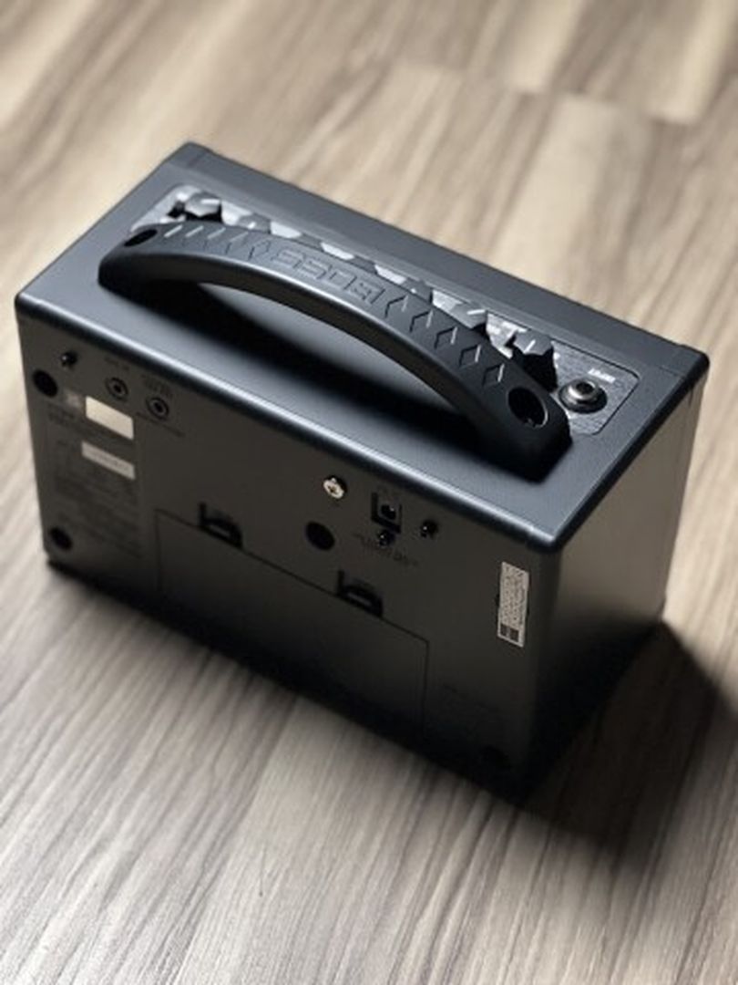 Boss Katana Mini - แอมป์คอมโบ 7 วัตต์