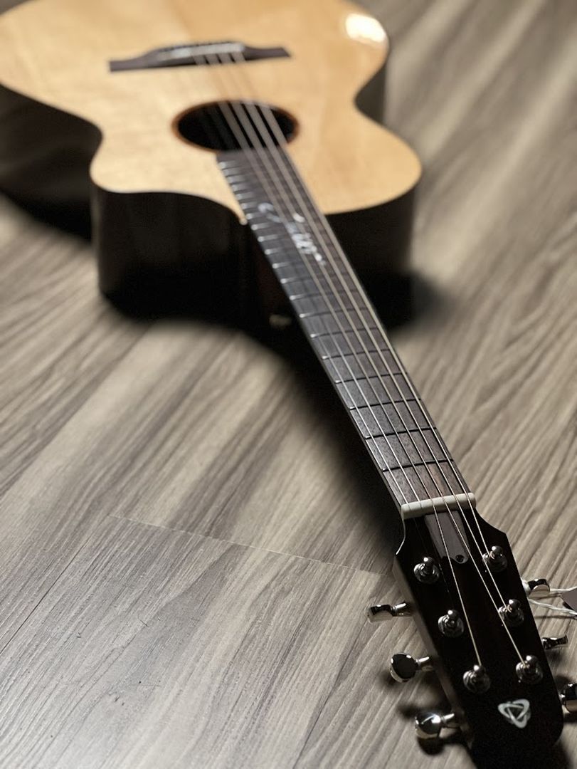 COVENANT Traveller J3S-E with M2P Preamp