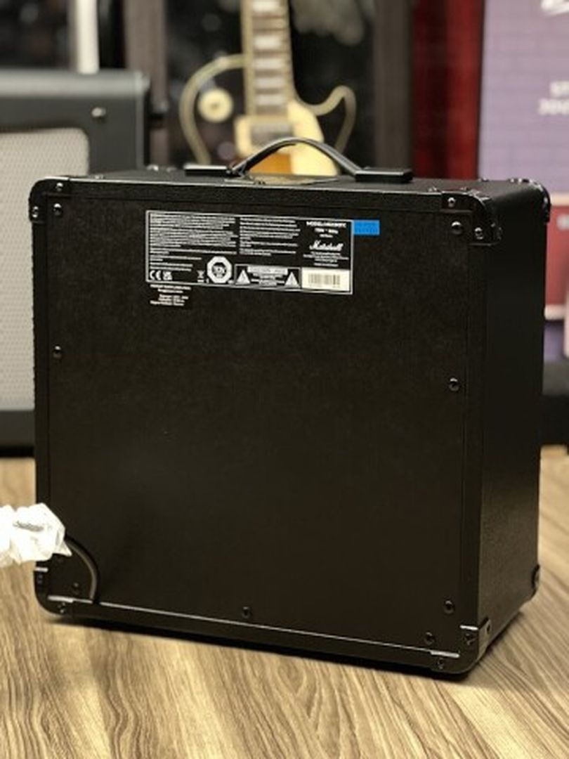 Marshall MG15GFX 15 วัตต์ 1x8 นิ้ว คอมโบแอมป์ พร้อมเอฟเฟกต์