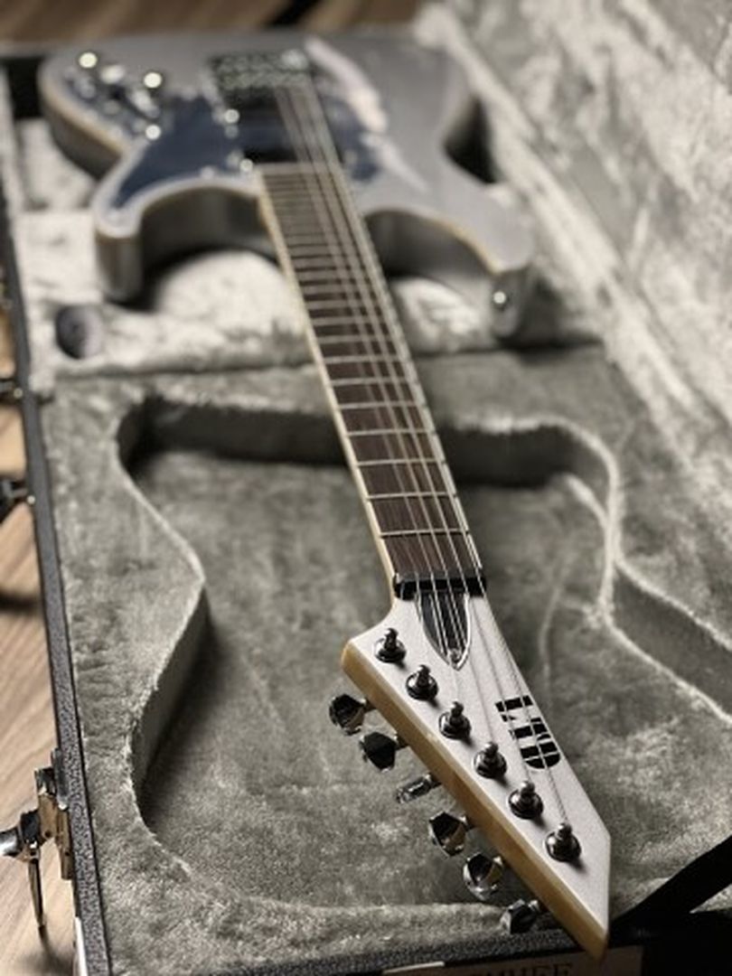 ESP LTD KS Ken Susi Signature M-6 EverTune in Metallic Silver