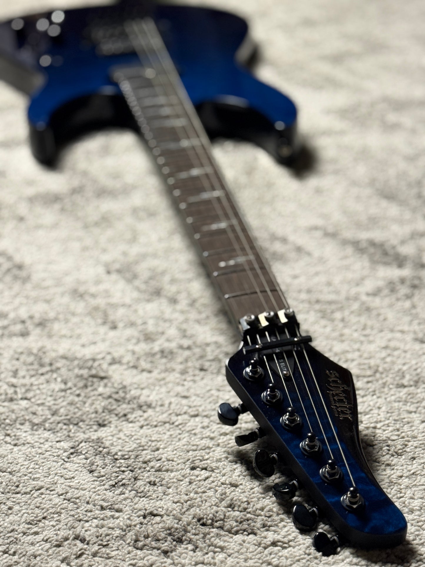 Schecter Reaper 6 Elite FR-S DBO in Deep Ocean Blue W26010864
