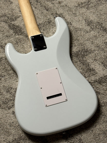 SLX Hawk Classic Essentials 22 HSS with Maple FB in Faded Sonic Blue