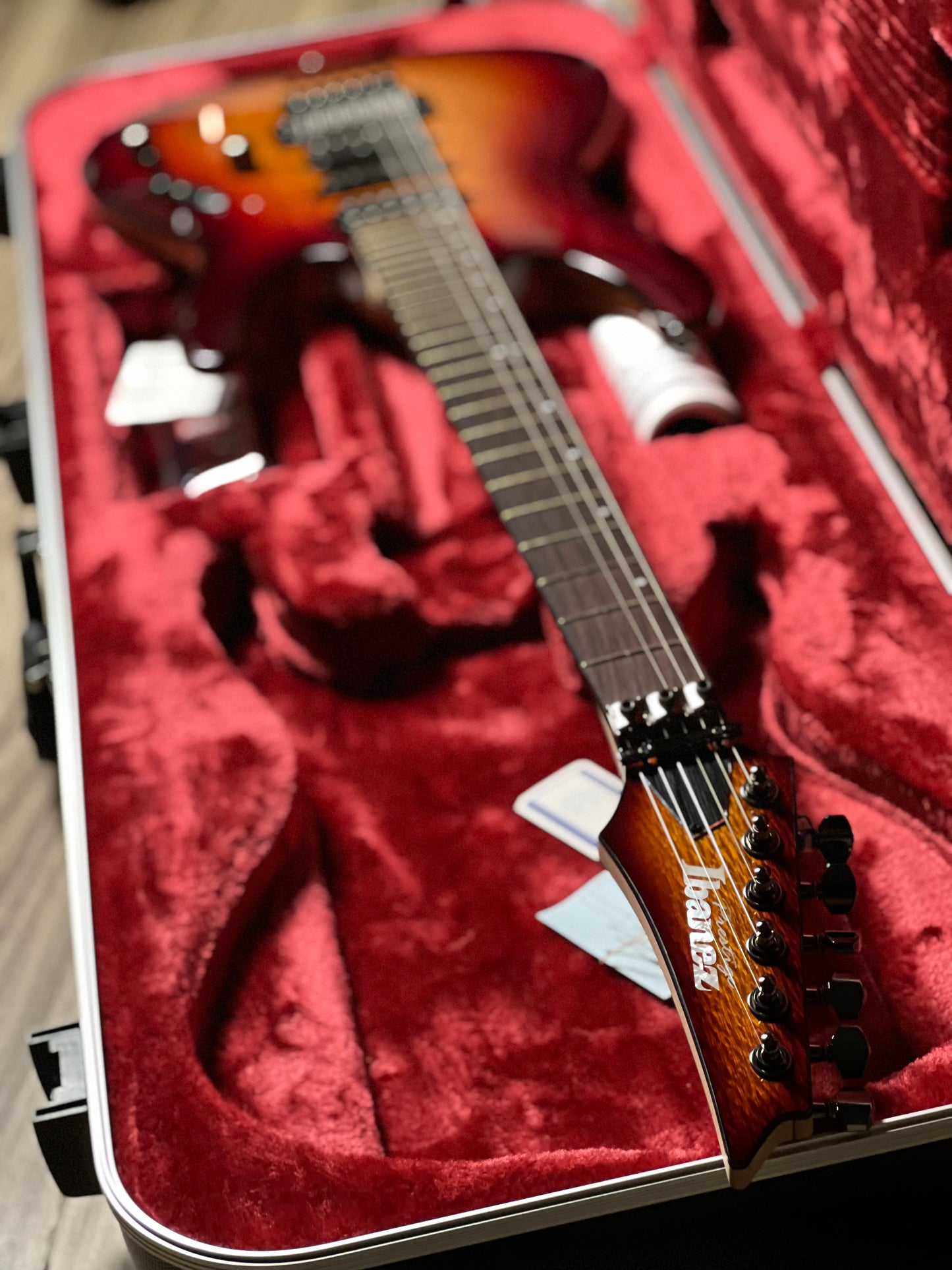Ibanez S6670SK-STB with Case in Sunset Burst F2600615