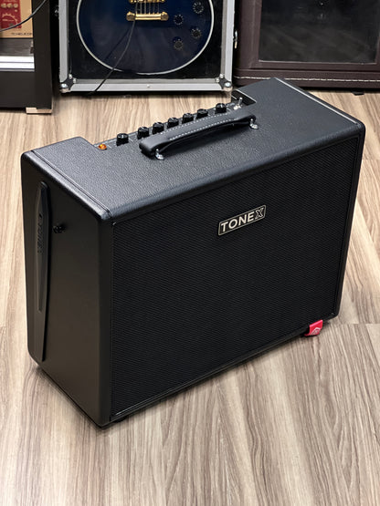 IK Multimedia TONEX Cab 700-watt 1 x 12-inch Powered Speaker Cabinet in Black