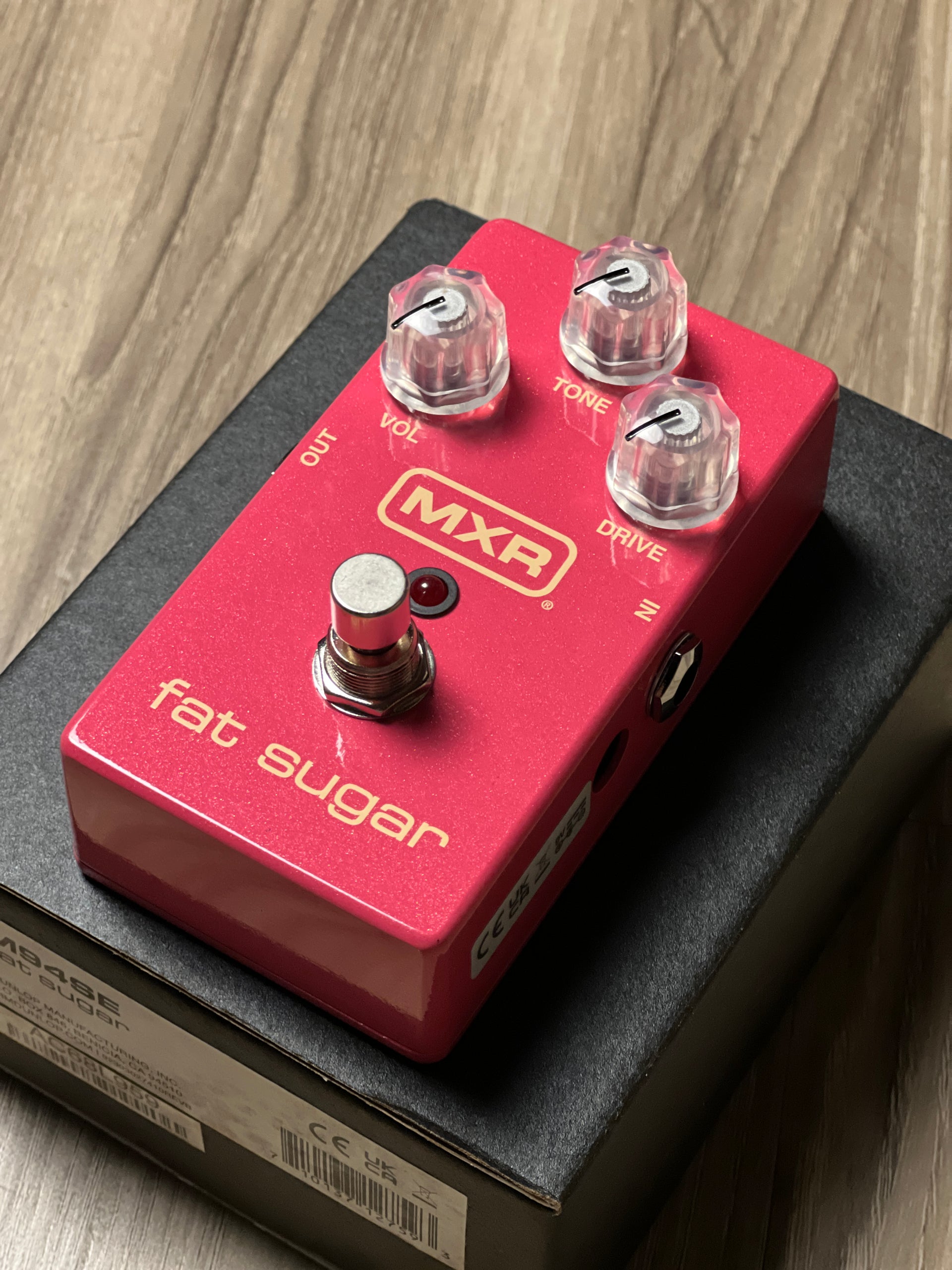 MXR M94SE Fat Sugar Pink Guitar Effect Pedal –