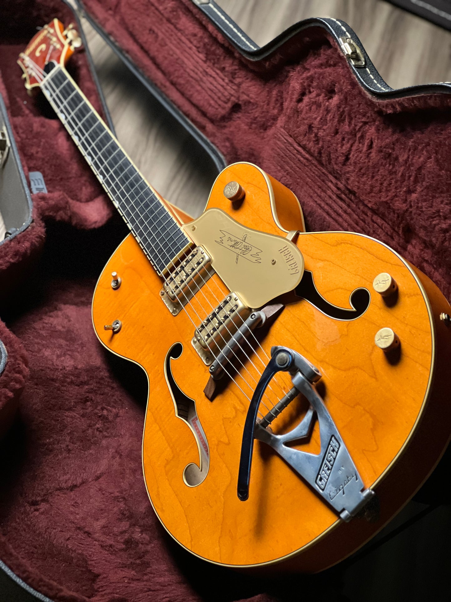 Gretsch G6120-1959 Chet Atkins Hollowbody w/Bigsby in Vintage Orange Stain (USED) JT09041398