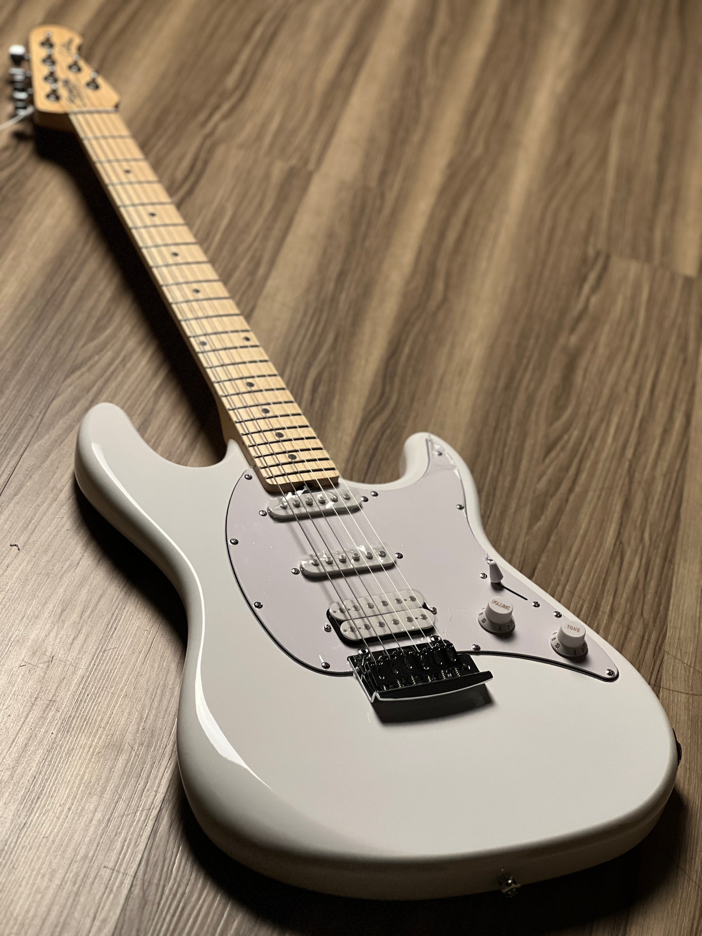 Sterling By Music Man Cutlass CT20 with Maple FB in Canvas White