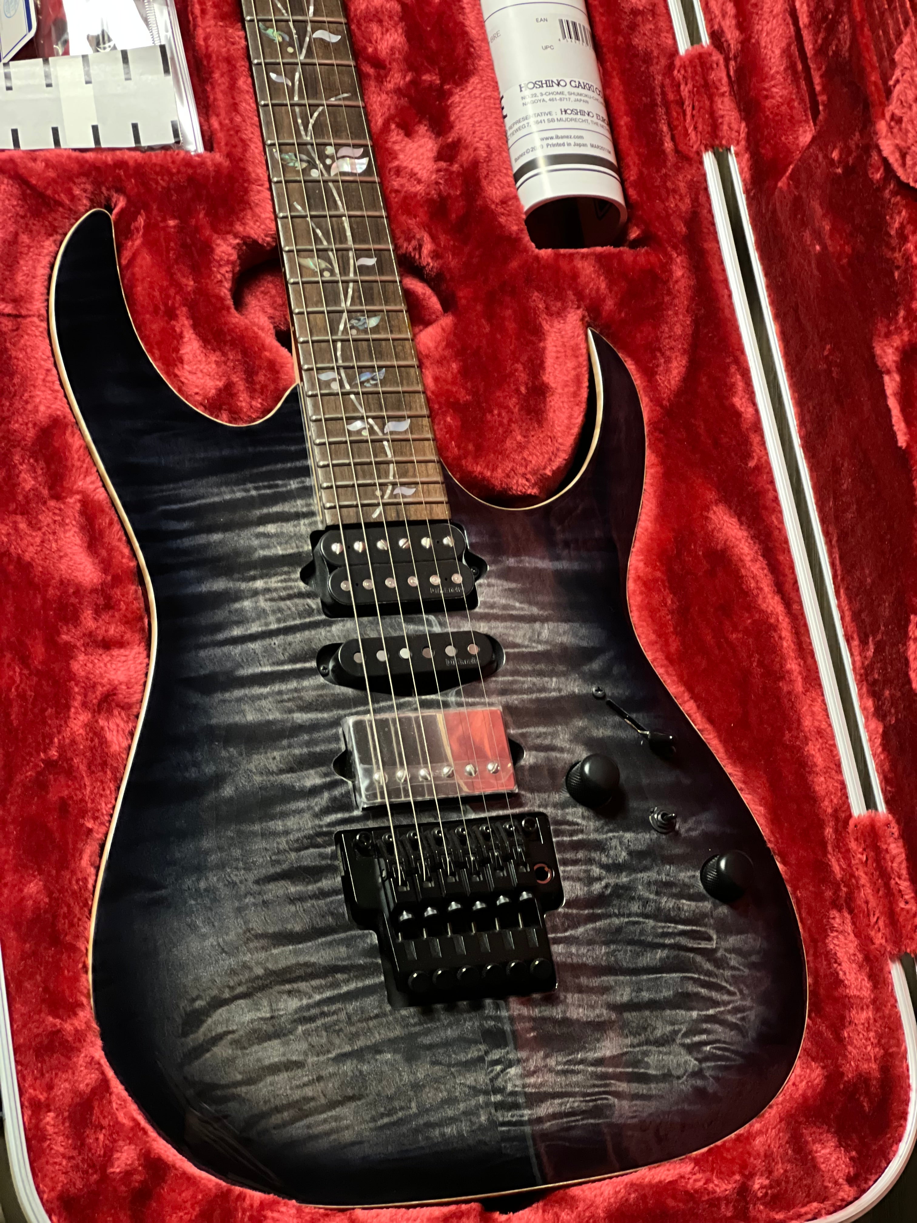 Ibanez J Custom RG8870 w/Case In Black Rutile P2406747