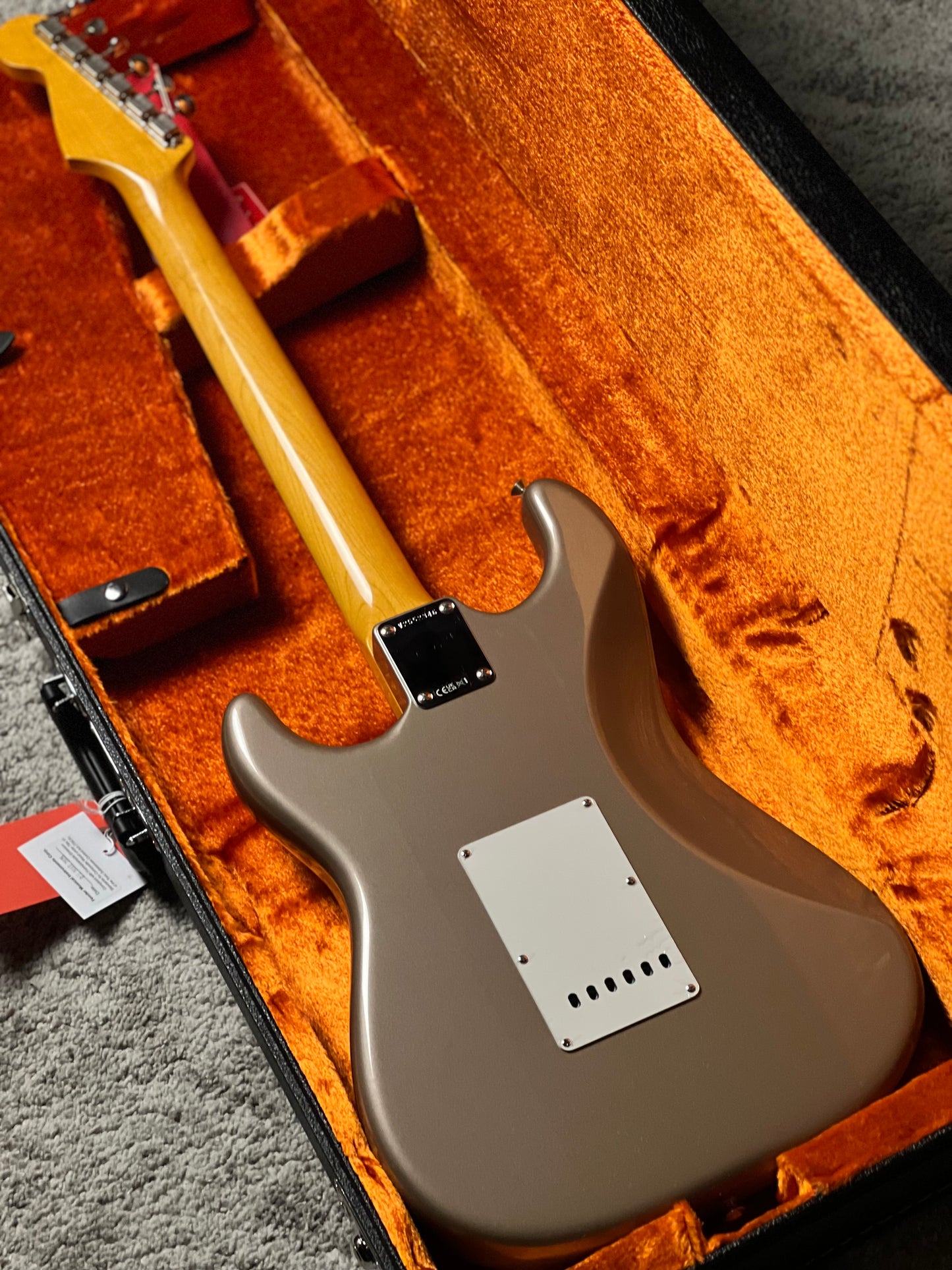 Fender American Vintage II 1965 Stratocaster with Round-Lam RW FB in Shoreline Gold