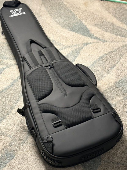 Moonwalk Stage EG1200 Premium Aerocase 10th Anniversary Gigbag with wheels for Guitar in Black