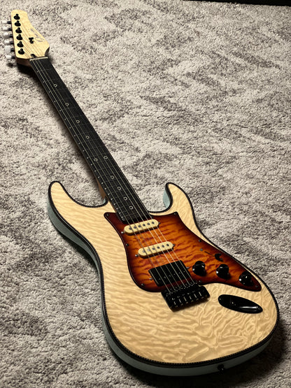 Dhatarattha Custom DST HSS Quilt in Gloss Natural with Rosewood FB