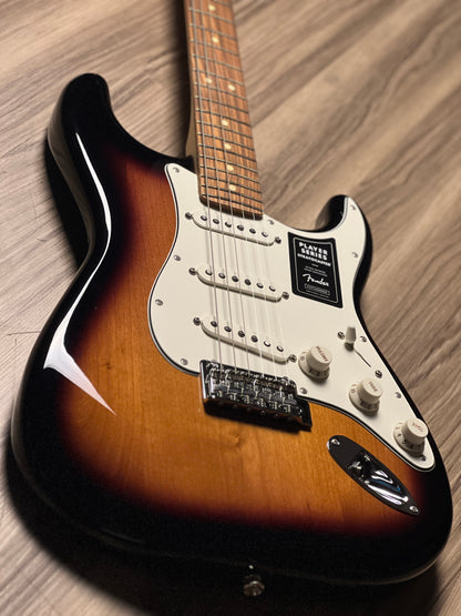 Fender Player Stratocaster and Pau Ferro FB in Anniversary 2- Color Sunburst