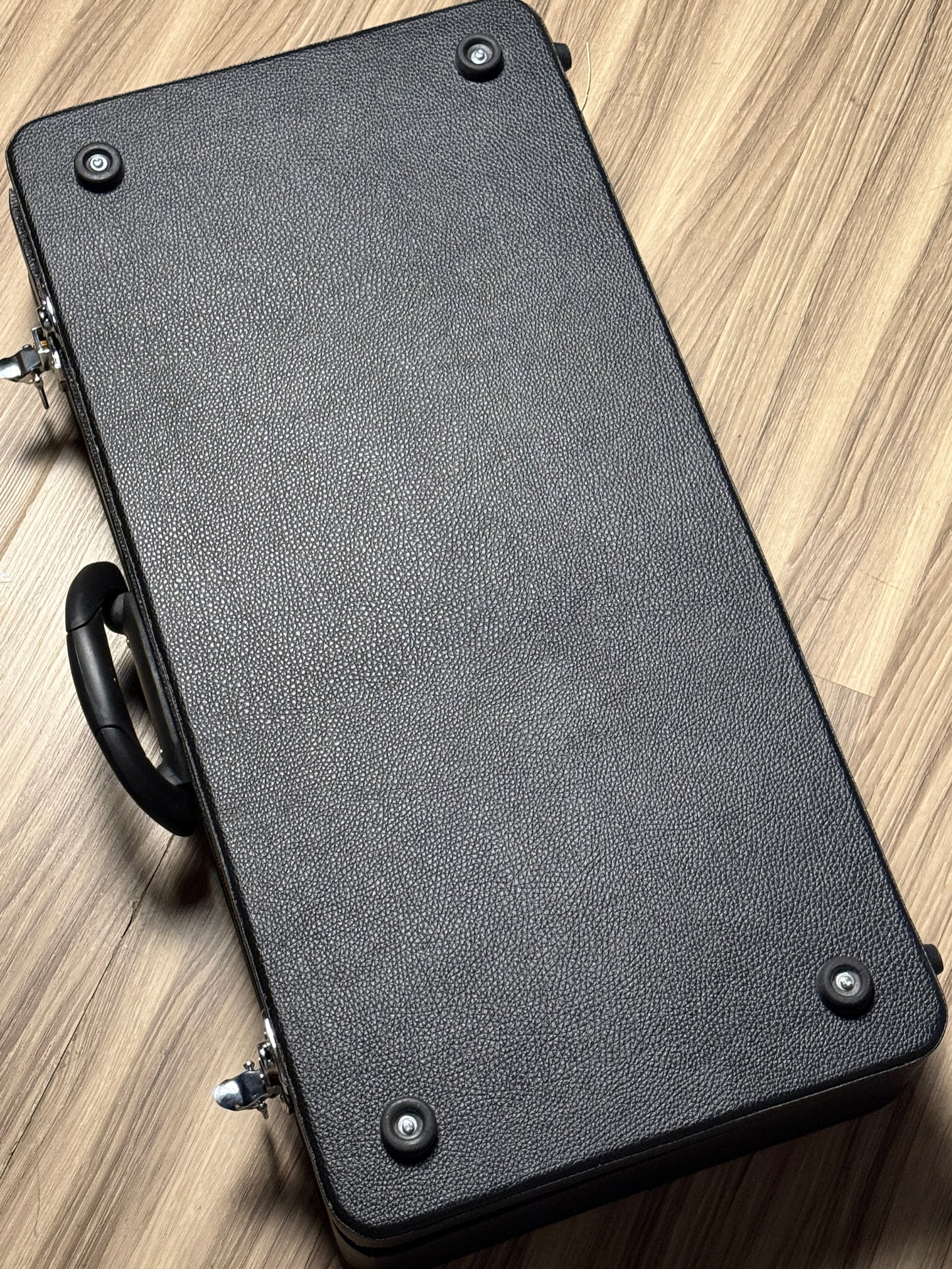 MOD Case Line 6 Helix Floor Hardshell Case