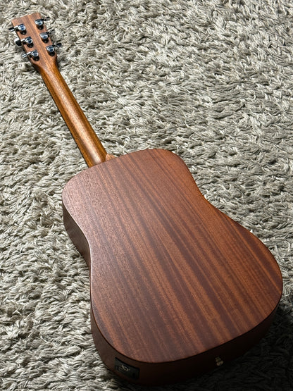 Martin DJR-10E Sapele Dreadnought Junior (USED)