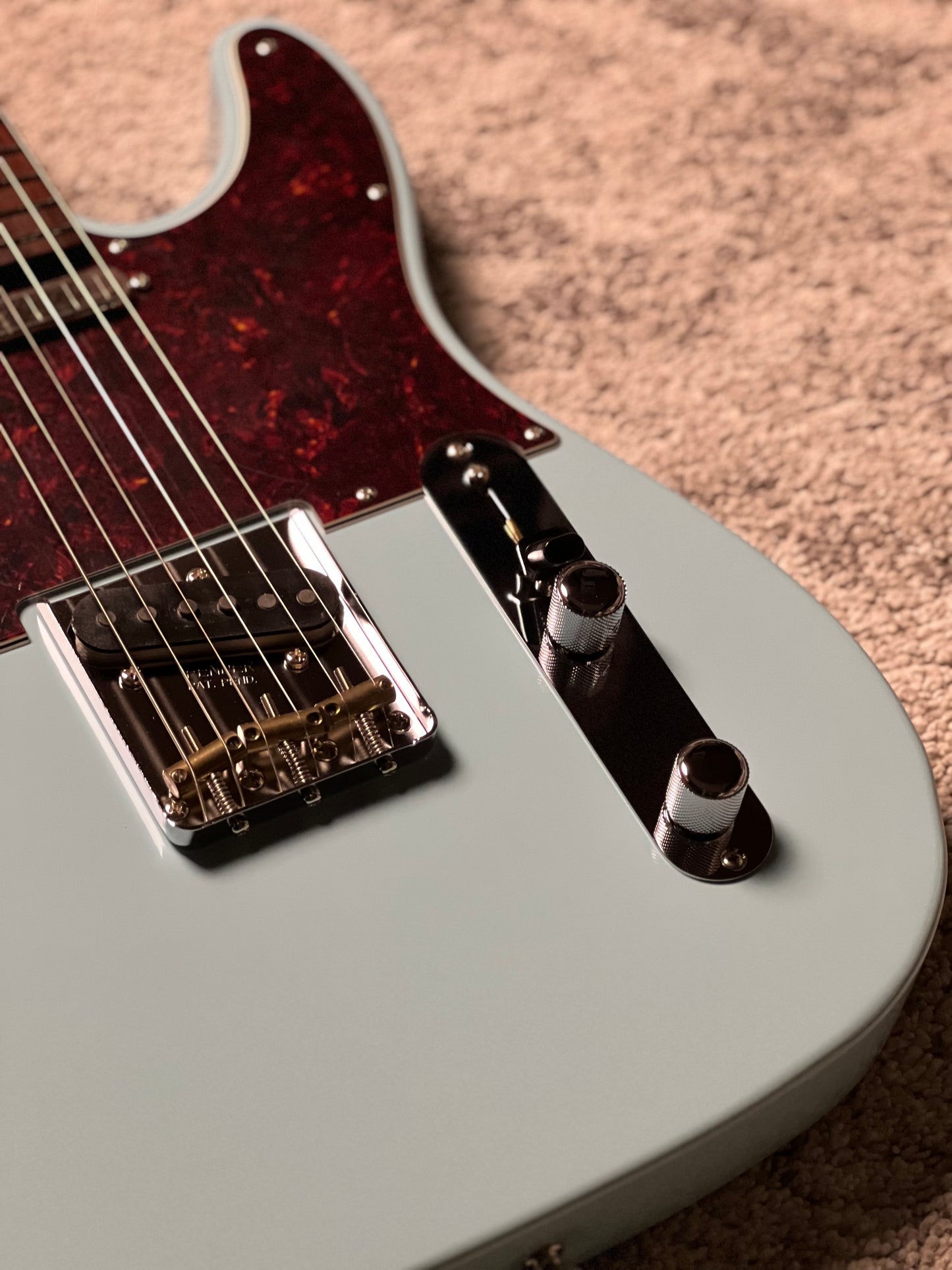 Fender FSR Collection Hybrid II Telecaster with RW FB in Daphne Blue JD23018075