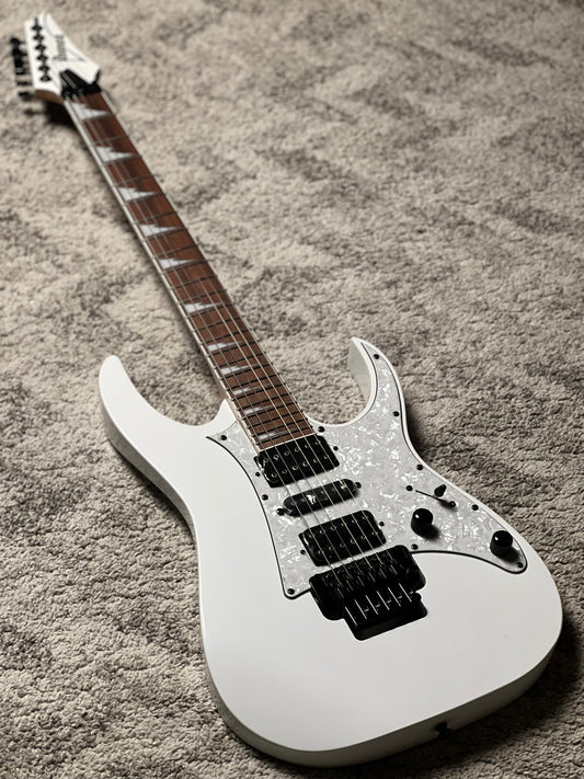 Ibanez RG450DXB-WH Electric Guitar in White I260802054 (USED)