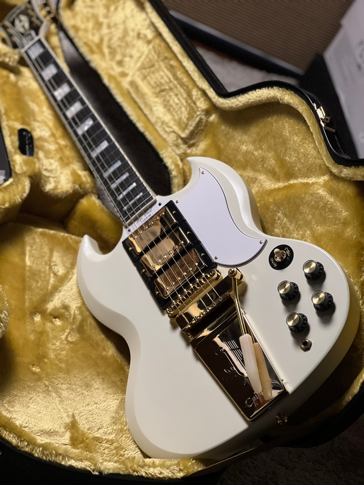 Epiphone 1963 Les Paul SG Custom With Maestro Vibrola in Classic White 26031520675