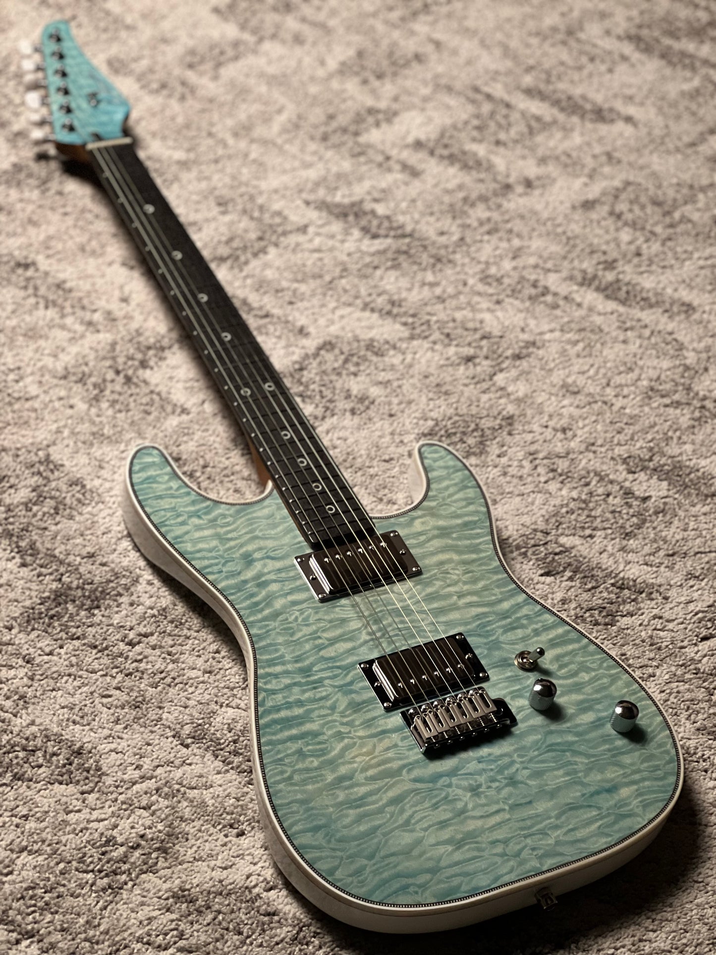 Dhatarattha Custom DST HH Quilt in Mint Green with Rosewood FB