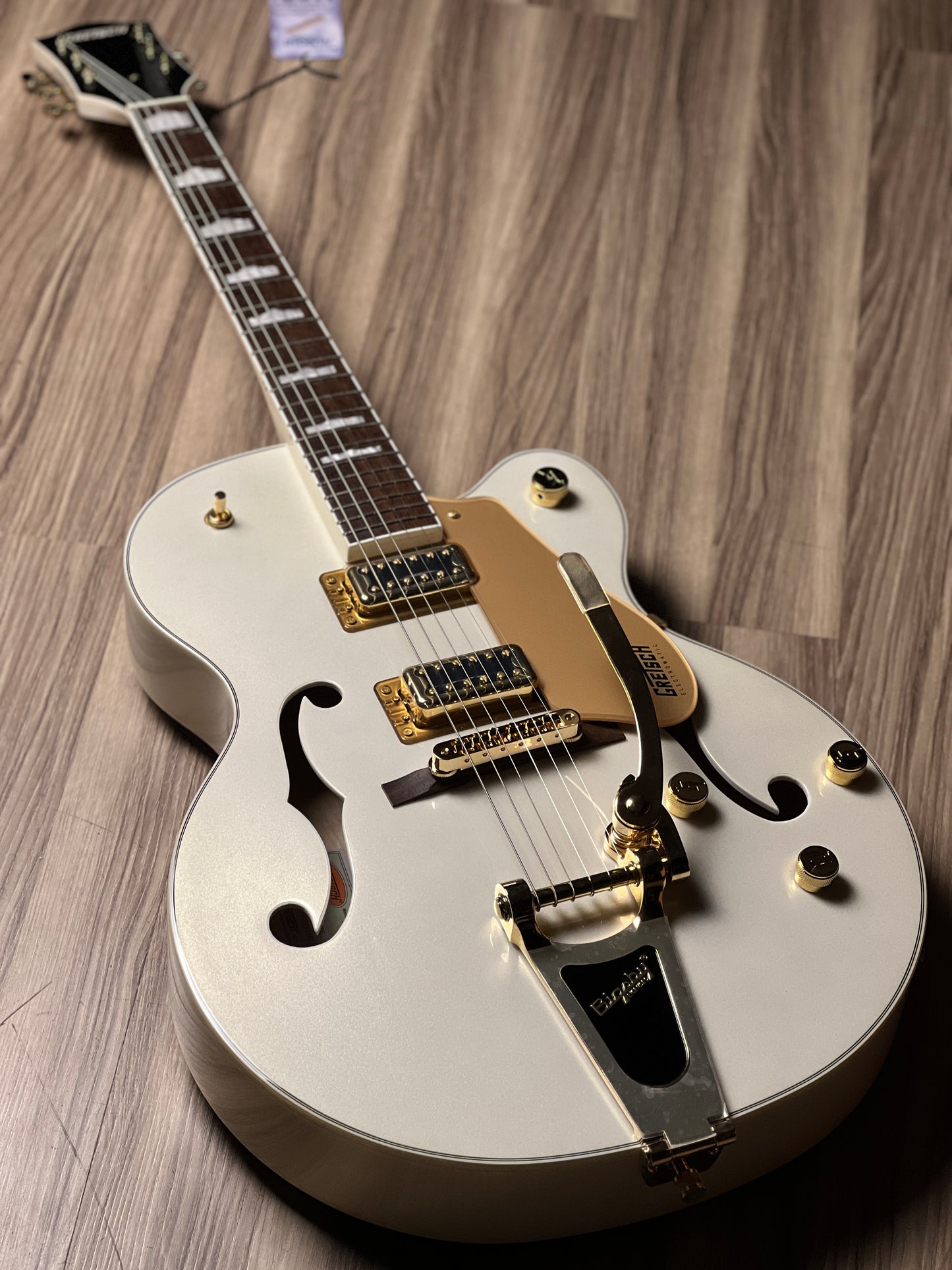 Gretsch FSR G5427TG Electromatic Hollow Body Single-Cut Guitar In Champagne White