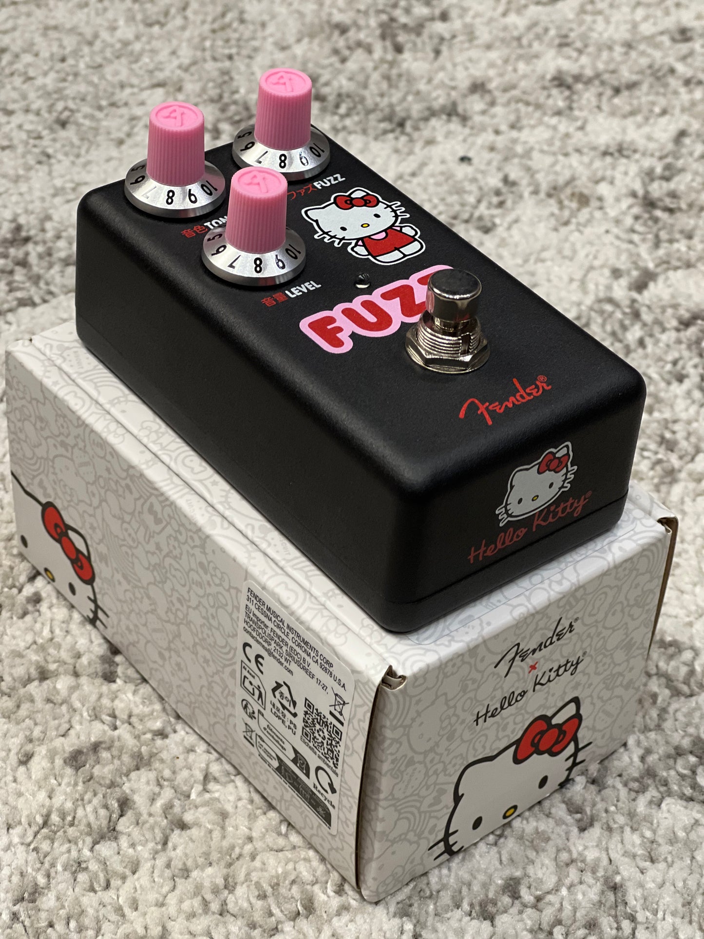 Fender Hello Kitty Fuzz Pedal in Black