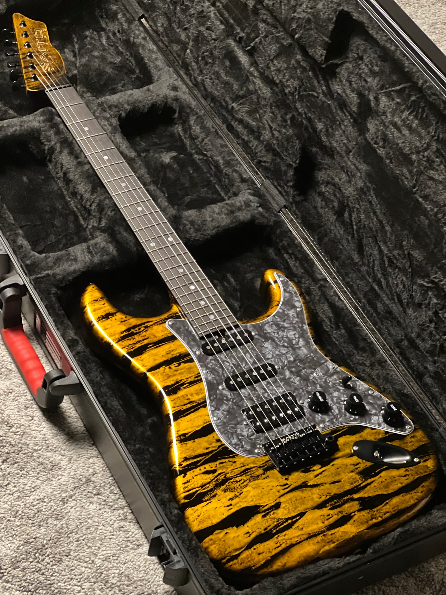 Saito S-622CS BEYOND SSH in Kin Oni with Hardshell Case 253391