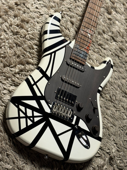 Dhatarattha Custom DST HSS in White with Black Stripes and "Whale Tail" Inlay