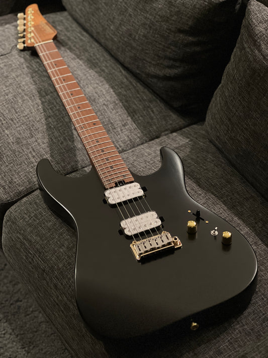 Soloking MS-1 Custom 24 HH in Satin Black Beauty Matte with Roasted Maple Neck and Alder Body