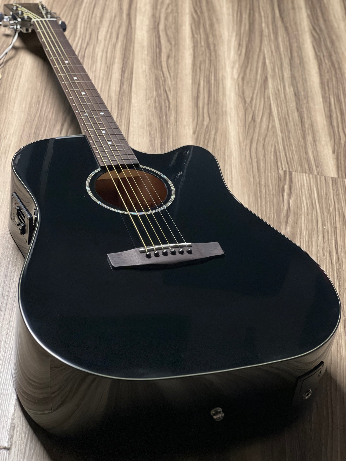 Cort Earth 60CE Acoustic Guitar in Black Gloss
