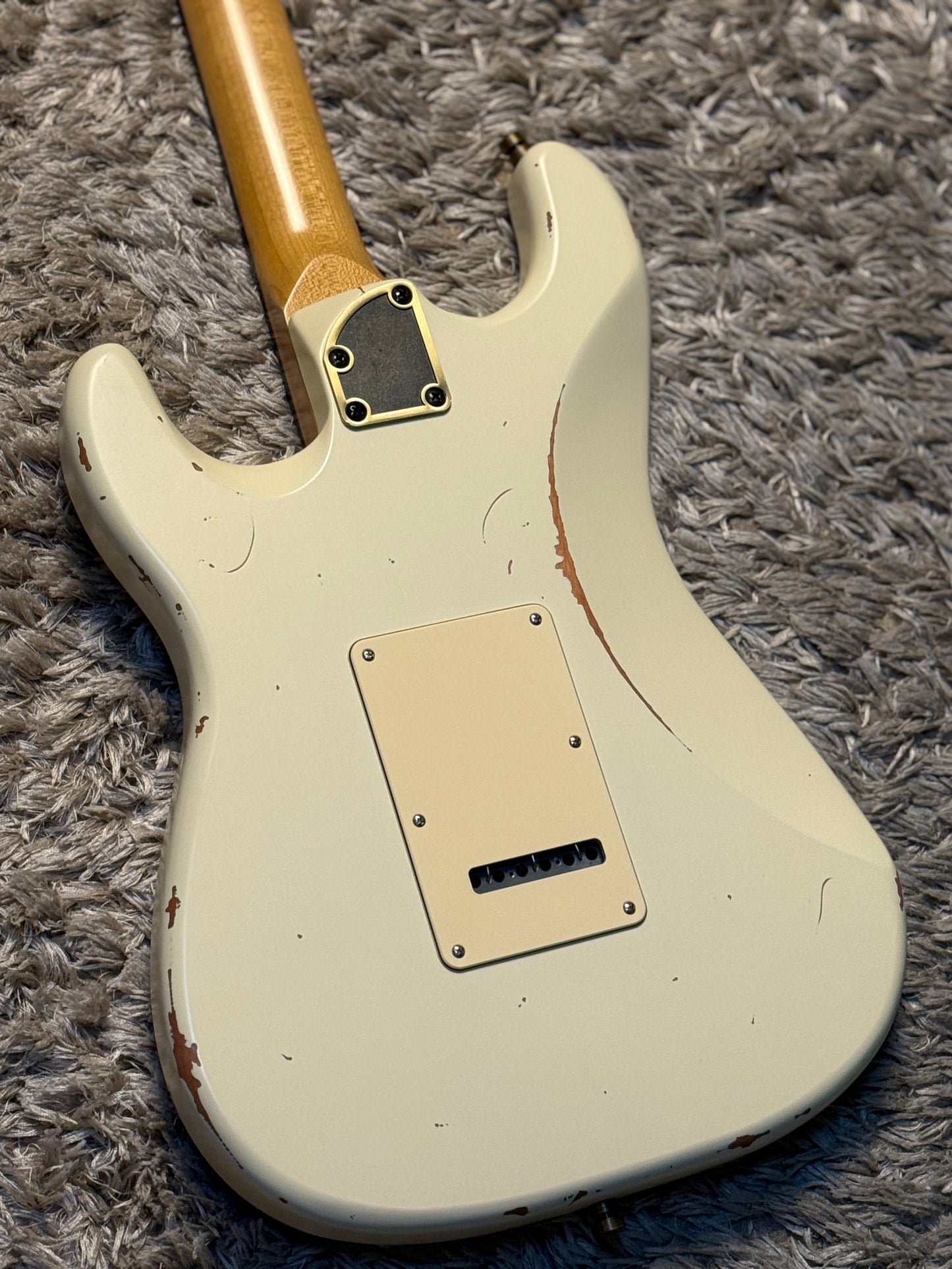 Dhatarattha Classic DST HSS in Vintage White Over Pink Paisley with Rosewood FB and Nitrocellulose Lacquer Relic