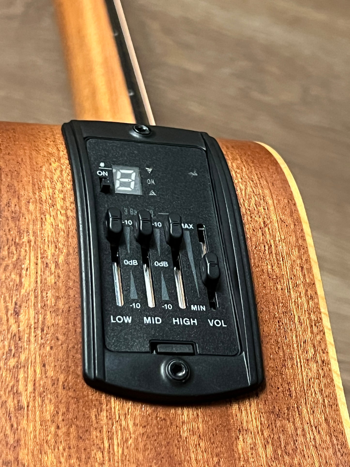 Taylor GS Mini-E Special Edition Acoustic Guitar w/Bag in Trans White