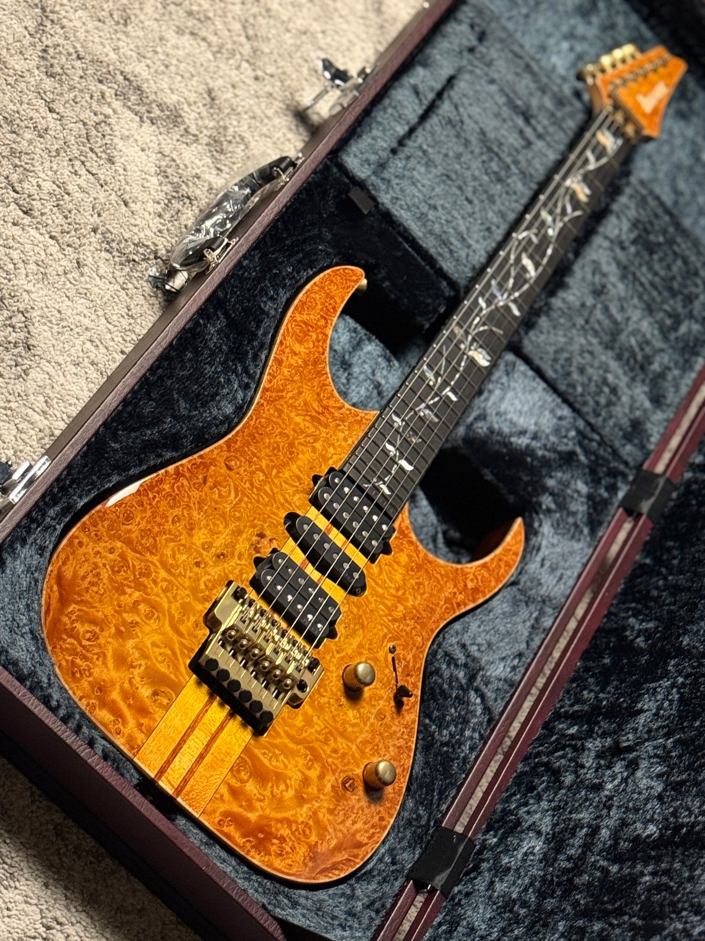 Ibanez Japan Custom Shop Visions IV1RG with Ebony FB in Amber I25306
